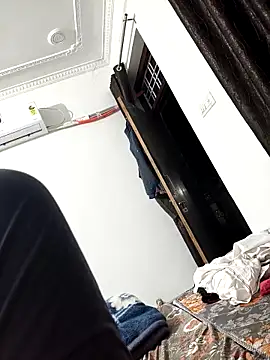 Chanderi19 online show from 02-28-26, 04:08