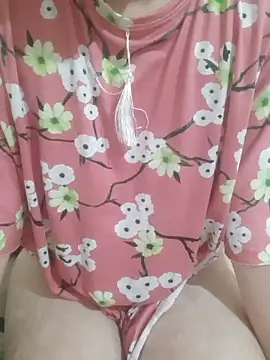 Snapshot of Lamya-dalo3a chatting on 10-16-25, 12:00 Lamya-dalo3a online show from 10-16-25, 12:00