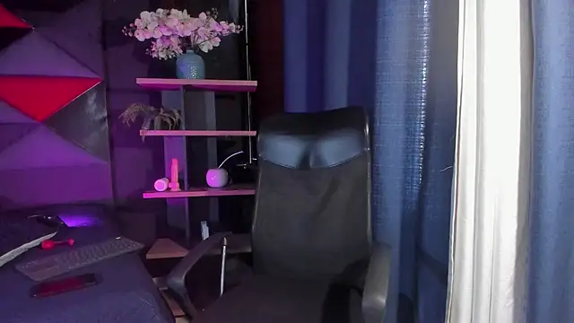 Snapshot of matti_de_lucaa chatting on 09-27-25, 05:40 matti de lucaa online show from 09-27-25, 05:40