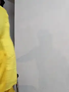 Hot-Pooja25 online show from 03-26-26, 05:57