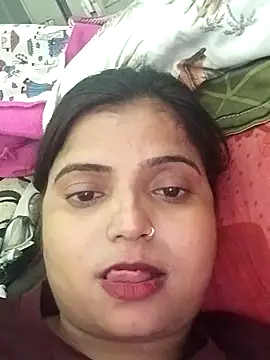 Hot-Pooja25 online show from 04-08-26, 04:51