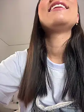 Snapshot of NatySpiice1 chatting on 10-03-25, 10:40 NatySpiice1 online show from 10-03-25, 10:40