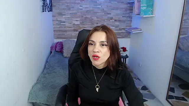 KendallWood  online show from 09-16-25, 08:10