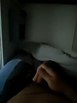 Snapshot of Enriquee147 chatting on 01-18-26, 11:58 Enriquee147 online show from 01-18-26, 11:58