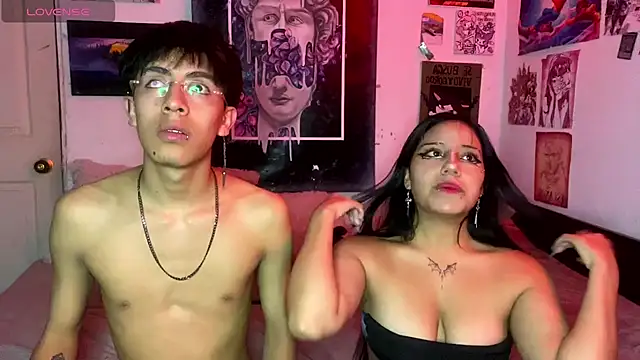 Snapshot of Violett_Danteex chatting on 03-21-26, 07:02 Violett Danteex online show from 03-21-26, 07:02