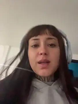 Snapshot of SofiaBermudez chatting on 03-13-26, 11:28 SofiaBermudez online show from 03-13-26, 11:28