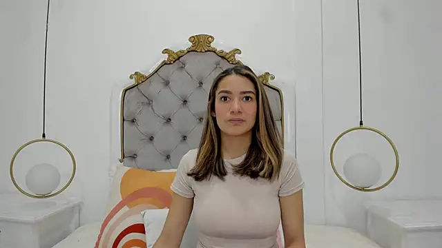 Skylerwhite02 online show from 07-25-26, 03:48
