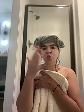 Gringo XXX Latina online show from 07-21-26, 11:18