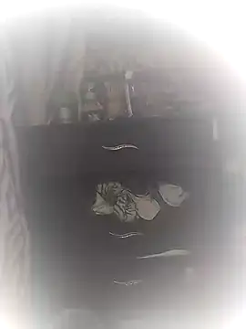 Snapshot of cleoloveisland chatting on 09-28-25, 08:25 cleoloveisland online show from 09-28-25, 08:25