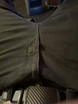 Snapshot of Sillycatfish chatting on 11-25-25, 06:46 Sillycatfish online show from 11-25-25, 06:46