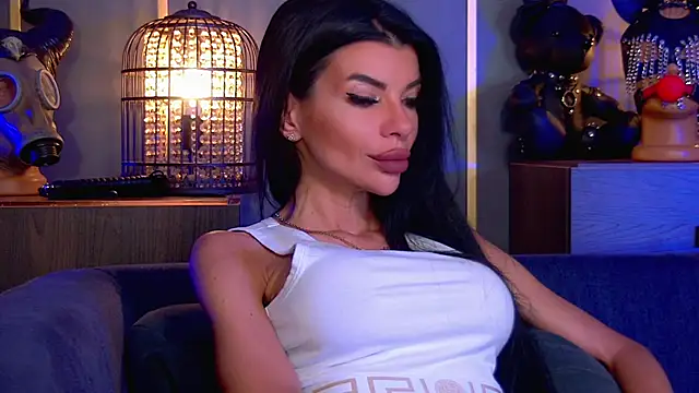 EleniaDevons online show from 05-25-26, 11:49