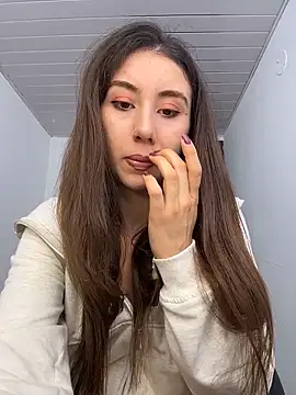 Snapshot of Viithoney chatting on 11-14-25, 01:32 Viithoney online show from 11-14-25, 01:32