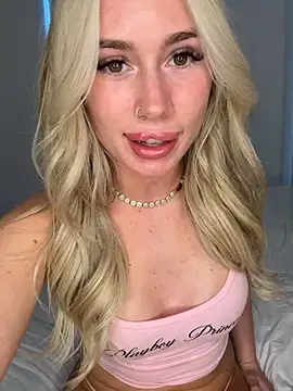 SexySaraxxoo online show from 04-29-26, 05:30