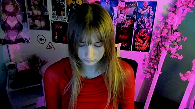 Snapshot of NeyliDream chatting on 11-24-25, 01:33 NeyliDream online show from 11-24-25, 01:33