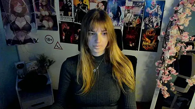 Snapshot of NeyliDream chatting on 11-30-25, 07:01 NeyliDream online show from 11-30-25, 07:01