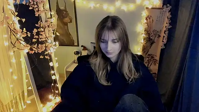 Snapshot of NeyliDream chatting on 02-05-26, 02:33 NeyliDream online show from 02-05-26, 02:33