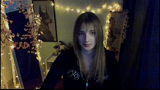 Snapshot of NeyliDream chatting on 02-11-26, 01:16 NeyliDream online show from 02-11-26, 01:16