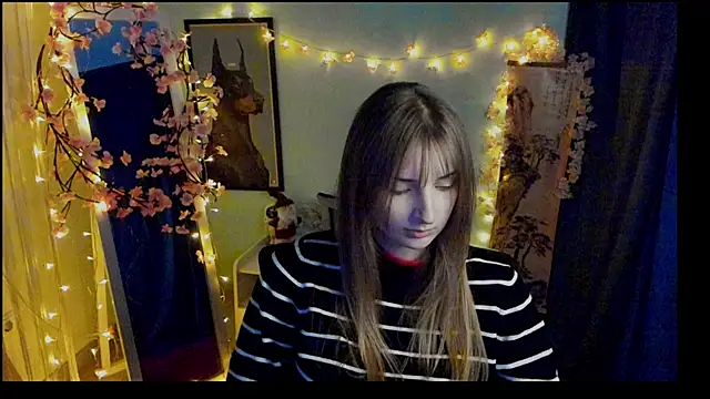 Snapshot of NeyliDream chatting on 02-18-26, 01:07 NeyliDream online show from 02-18-26, 01:07