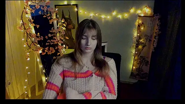 Snapshot of NeyliDream chatting on 02-23-26, 01:19 NeyliDream online show from 02-23-26, 01:19