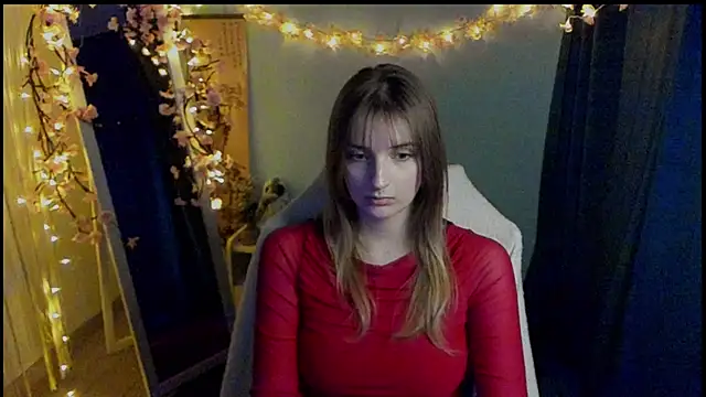 Snapshot of NeyliDream chatting on 03-03-26, 01:39 NeyliDream online show from 03-03-26, 01:39