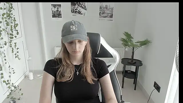 NeyliDream online show from 06-20-26, 12:19