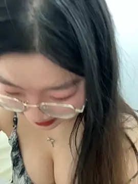 xxwang20 online show from 11-13-25, 11:20