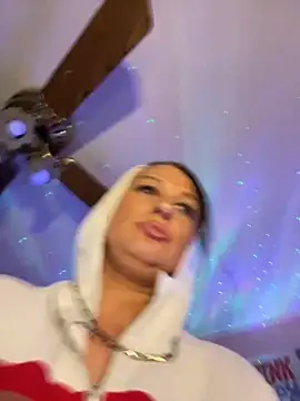 Snapshot of shortywidaphatty chatting on 10-24-25, 01:51 shortywidaphatty online show from 10-24-25, 01:51