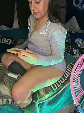 Snapshot of shortywidaphatty chatting on 11-25-25, 10:59 shortywidaphatty online show from 11-25-25, 10:59