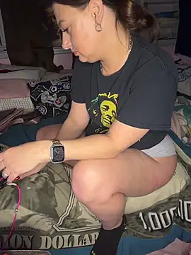 Snapshot of shortywidaphatty chatting on 11-29-25, 11:24 shortywidaphatty online show from 11-29-25, 11:24