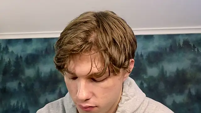 Snapshot of MarkShot_ chatting on 11-28-25, 05:37 MarkShot online show from 11-28-25, 05:37