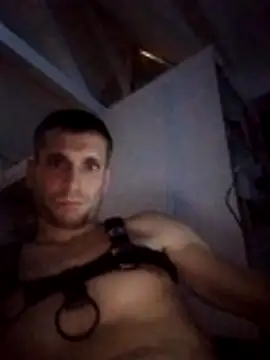 Snapshot of Malcom2f chatting on 11-24-25, 04:29 Malcom2f online show from 11-24-25, 04:29