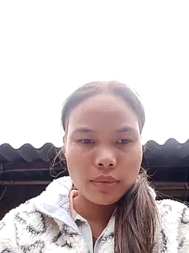 Snapshot of Huyen_x chatting on 12-04-25, 05:17 Huyen x online show from 12-04-25, 05:17