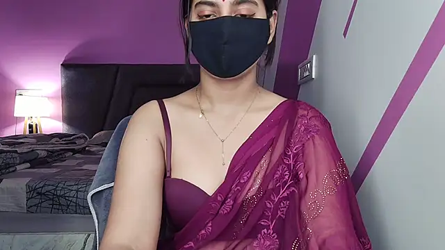 Snapshot of Tanya-mittal chatting on 07-04-26, 06:19 Tanya-mittal online show from 07-04-26, 06:19