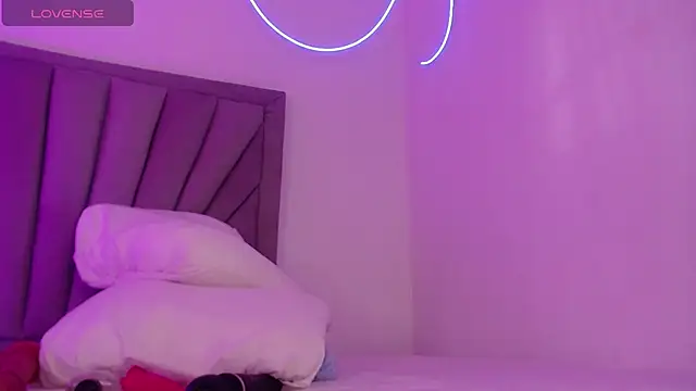 Fiorela 1 online show from 04-15-26, 11:50