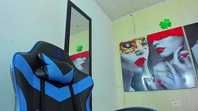 susan mooree online show from 10-14-25, 07:25