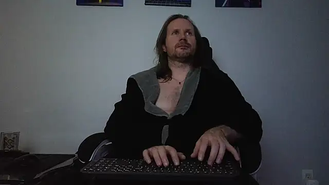 Snapshot of AlbinoAdonis chatting on 09-17-25, 04:03 AlbinoAdonis online show from 09-17-25, 04:03