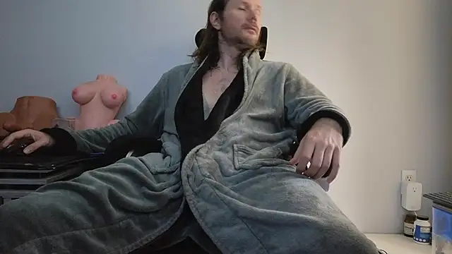 Snapshot of AlbinoAdonis chatting on 10-03-25, 06:05 AlbinoAdonis online show from 10-03-25, 06:05