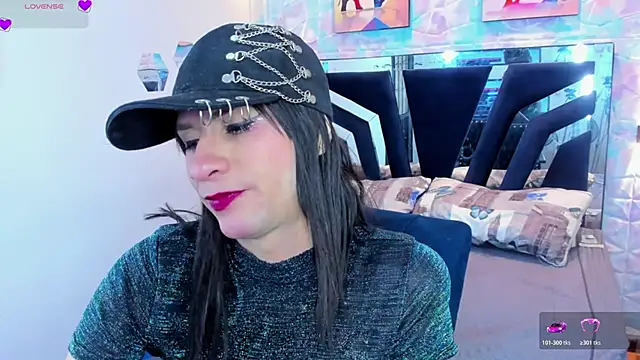 Snapshot of Charlotte_Landry__ chatting on 02-05-26, 04:33 Charlotte Landry online show from 02-05-26, 04:33