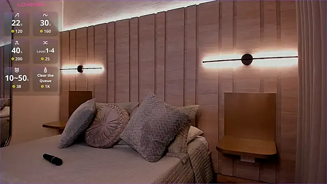 CorinaBrown  online show from 09-17-25, 12:40