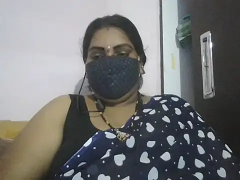 Snapshot of Nisha-telugu chatting on 10-02-25, 04:36 Nisha-telugu online show from 10-02-25, 04:36