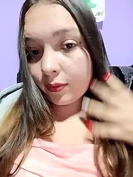 Snapshot of Lunna_azul chatting on 10-14-25, 06:31 Lunna azul online show from 10-14-25, 06:31