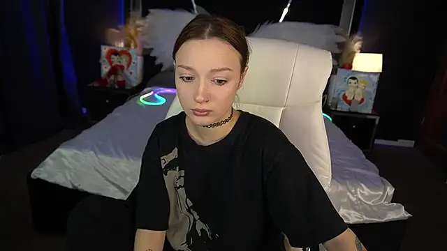 FoxyMayy online show from 02-20-26, 01:55