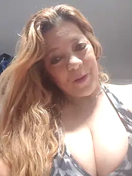 Snapshot of Casandra_Cruz chatting on 09-30-25, 10:53 Casandra Cruz online show from 09-30-25, 10:53