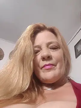 Snapshot of Casandra_Cruz chatting on 10-03-25, 12:18 Casandra Cruz online show from 10-03-25, 12:18