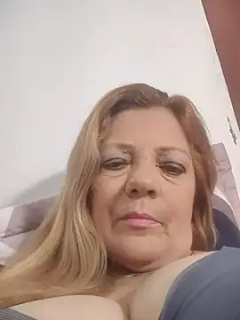 Snapshot of Casandra_Cruz chatting on 10-15-25, 01:39 Casandra Cruz online show from 10-15-25, 01:39