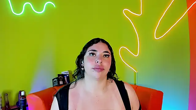 Snapshot of Bagiolett chatting on 10-16-25, 07:26 Bagiolett online show from 10-16-25, 07:26