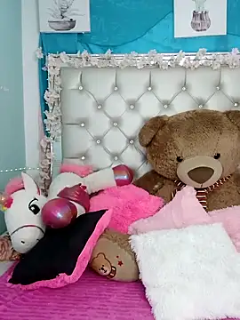 ZARAY 1118 online show from 10-13-25, 08:09