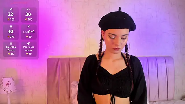 Lunabellee  online show from 03-15-26, 03:40