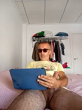 EmilioTaladdro online show from 07-28-26, 10:21