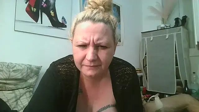 Bakala93 online show from 05-10-26, 01:55